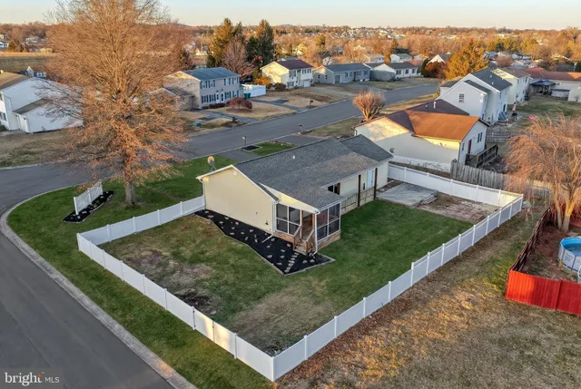 $285,000 | 3330 East Pheasant Drive, Dover, PA 17315