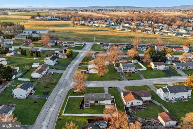 $285,000 | 3330 East Pheasant Drive, Dover, PA 17315