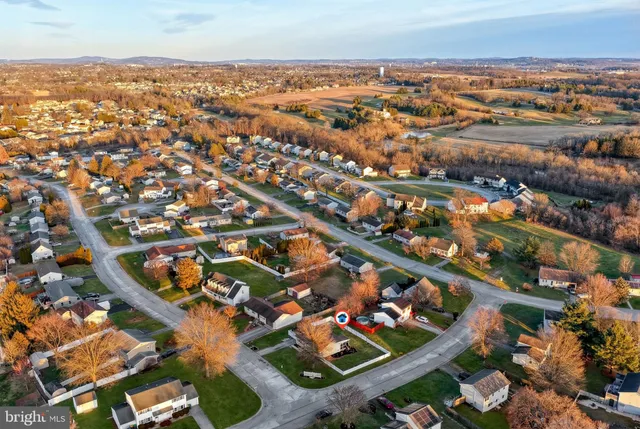 $285,000 | 3330 East Pheasant Drive, Dover, PA 17315