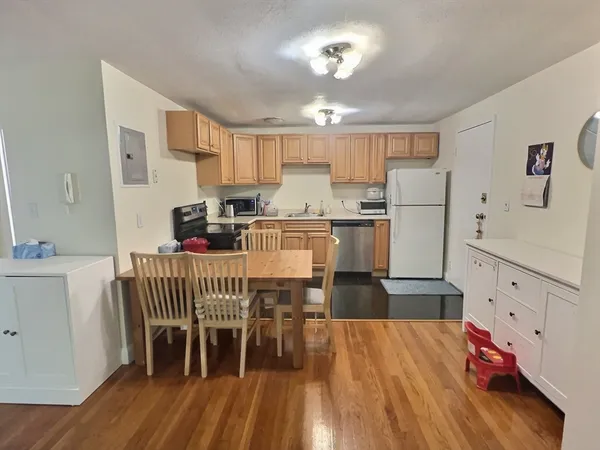 $3,500 | 217 Kent Street, Unit 12, Brookline, MA 02446
