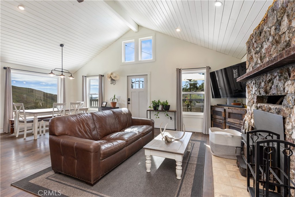 17390 Parnassus Road Middletown, CA 95461 - Photo 1 of 39 Gallery Image 1