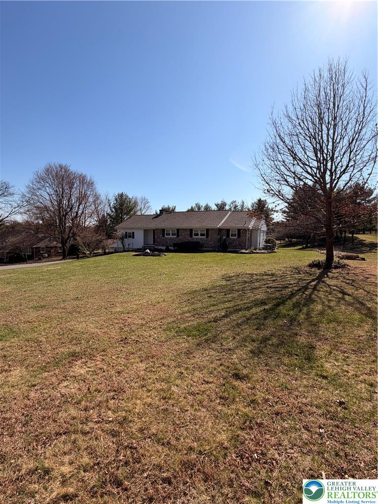 3686 Hickory Hill Road Bethlehem, PA 18015 - Photo 2 of 4