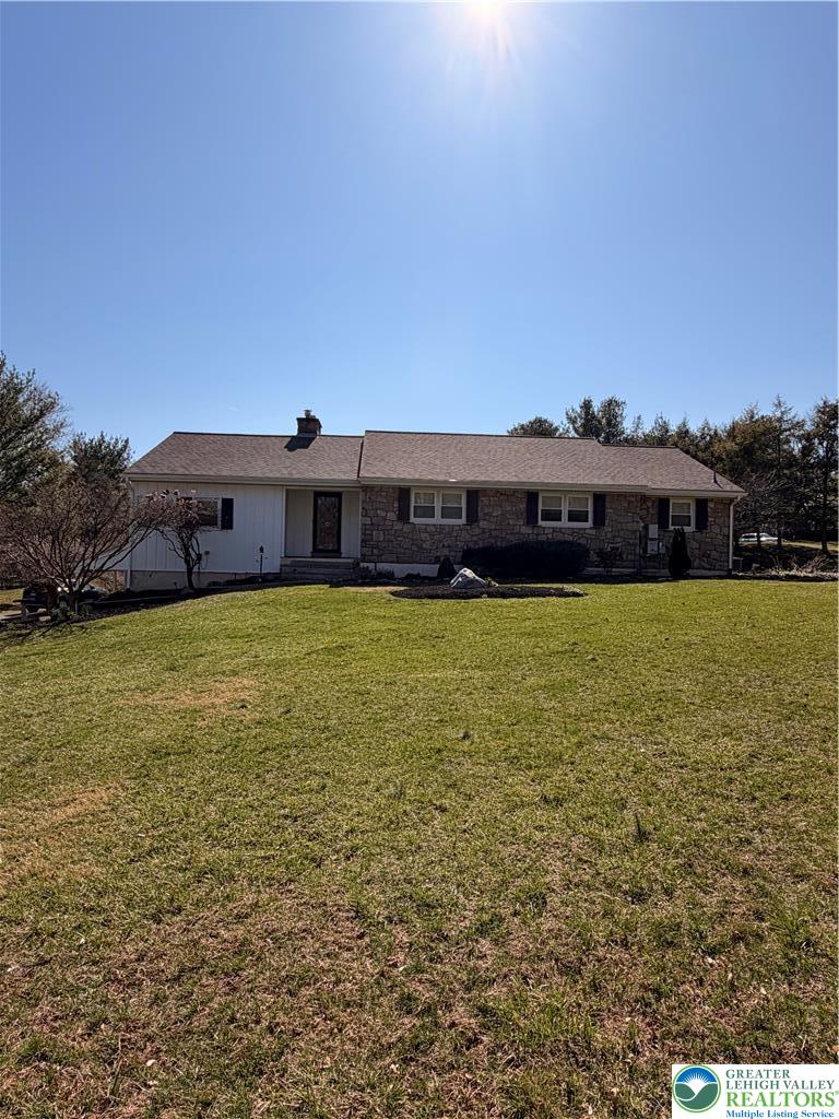 3686 Hickory Hill Road Bethlehem, PA 18015 - Photo 3 of 4