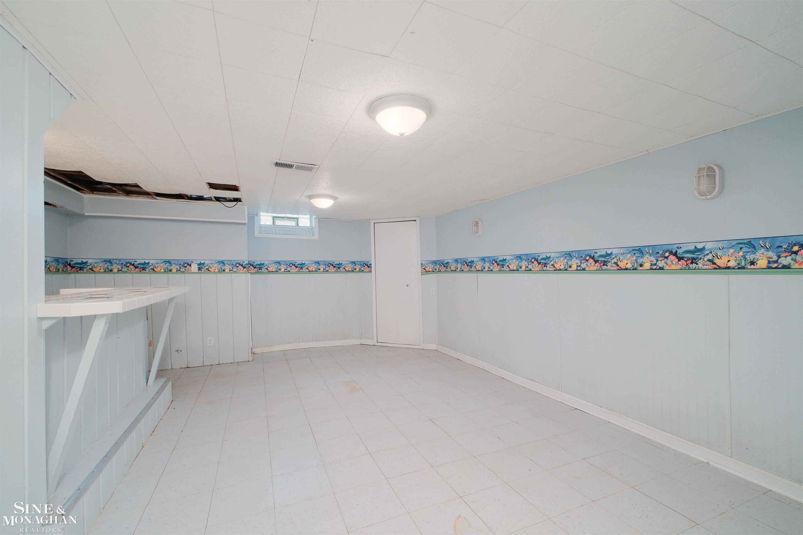 1726 Hawthorne Road Grosse Pointe Woods, MI 48236 - Photo 28 of 44