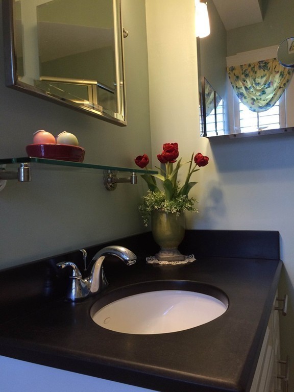 8 Parker Road, Unit 6 Wakefield, MA 01880 - Photo 13 of 18 Gallery Image 13