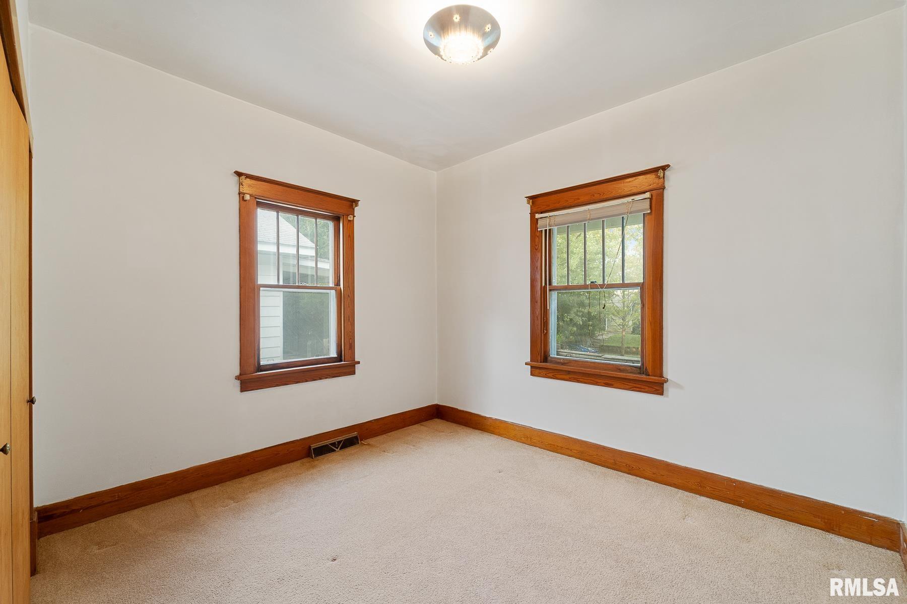 2509 South 9th Street Springfield, IL 62703 - Photo 17 of 25 Gallery Image 17