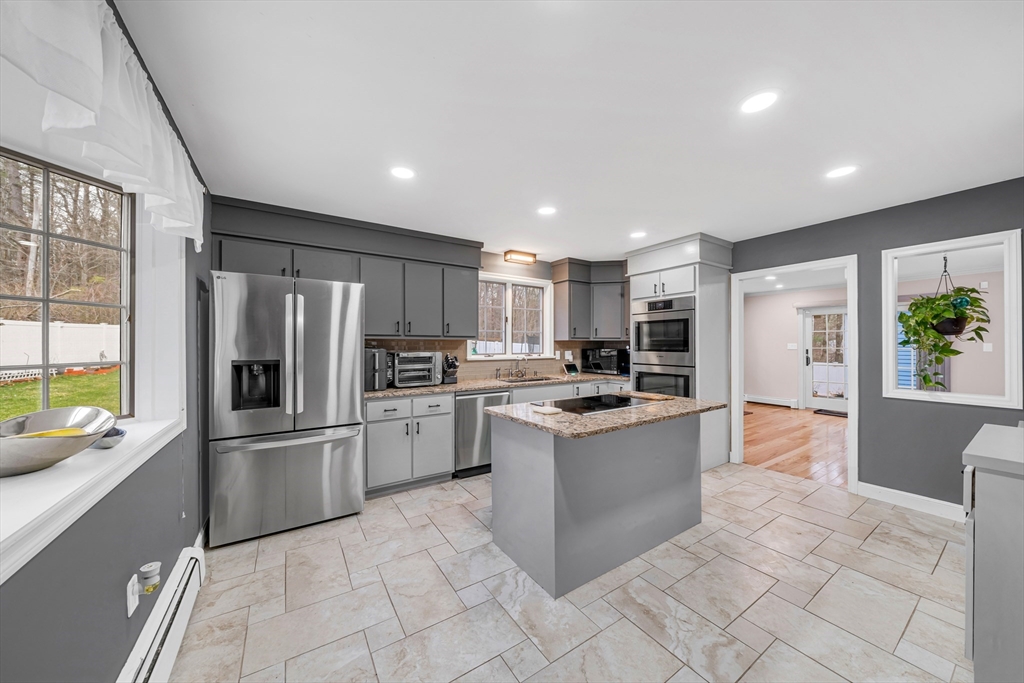 5 Bedros Street Windham, NH 03087 - Photo 10 of 31