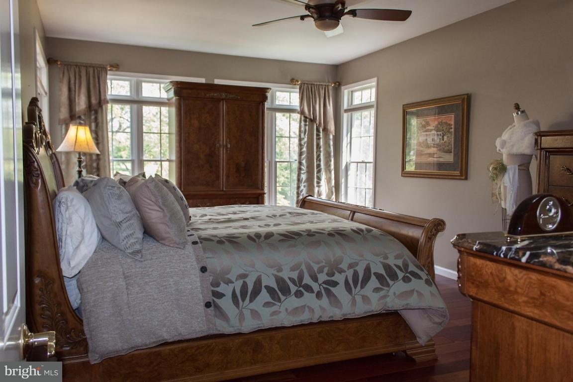 43 Field Lane Lititz, PA 17543 - Photo 8 of 45