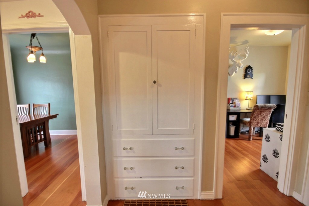 505 Wells Avenue South Renton, WA 98057 - Photo 14 of 24 Gallery Image 14