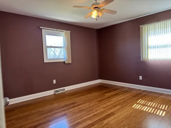 $3,850 | 16035 South Parker Road, Homer Glen, IL 60491