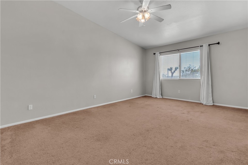 13473 Rochester Road Phelan, CA 92371 - Photo 16 of 54