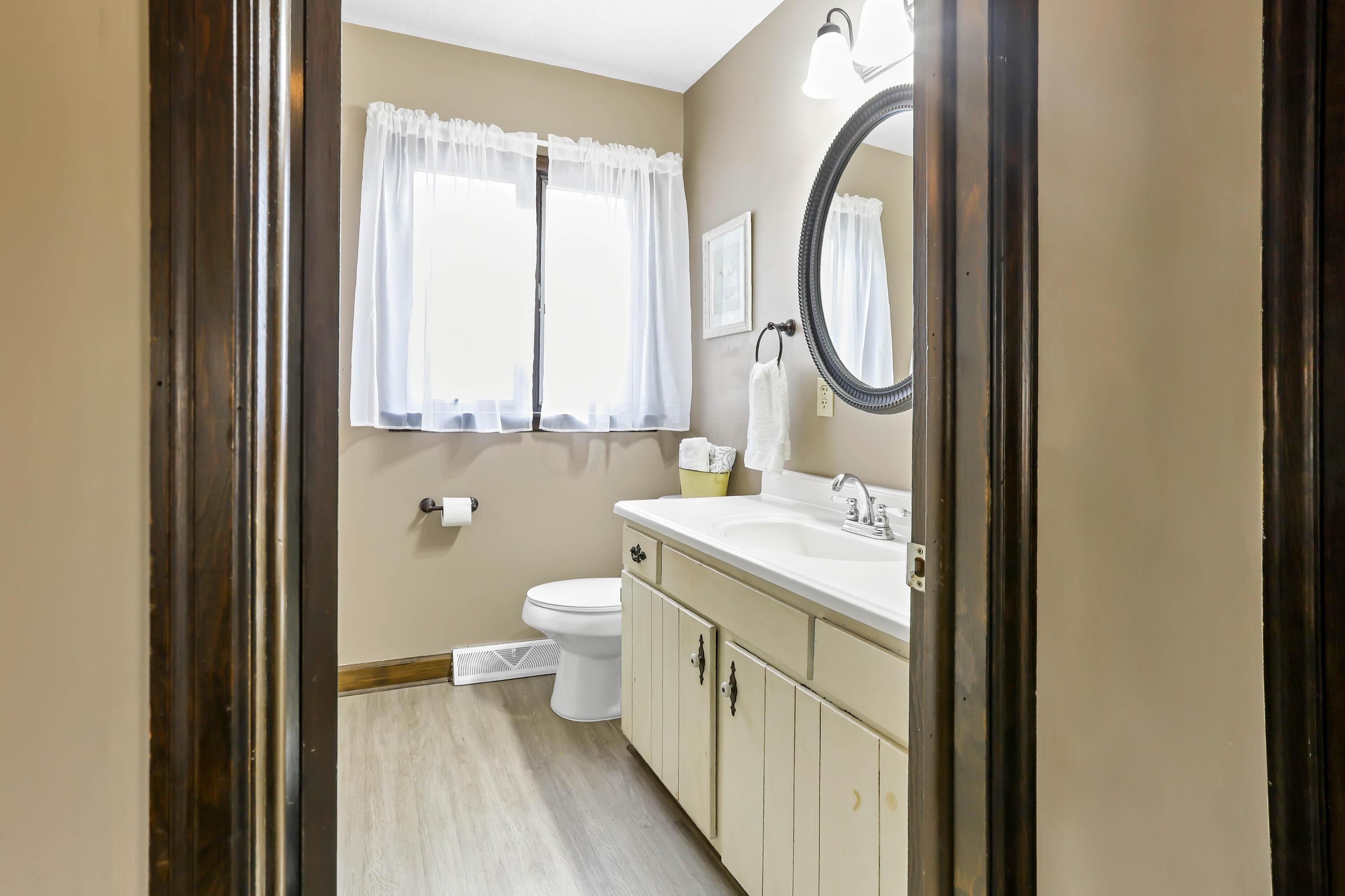 22305 Beaver Road Howard, OH 43028 - Photo 14 of 41 Bathroom