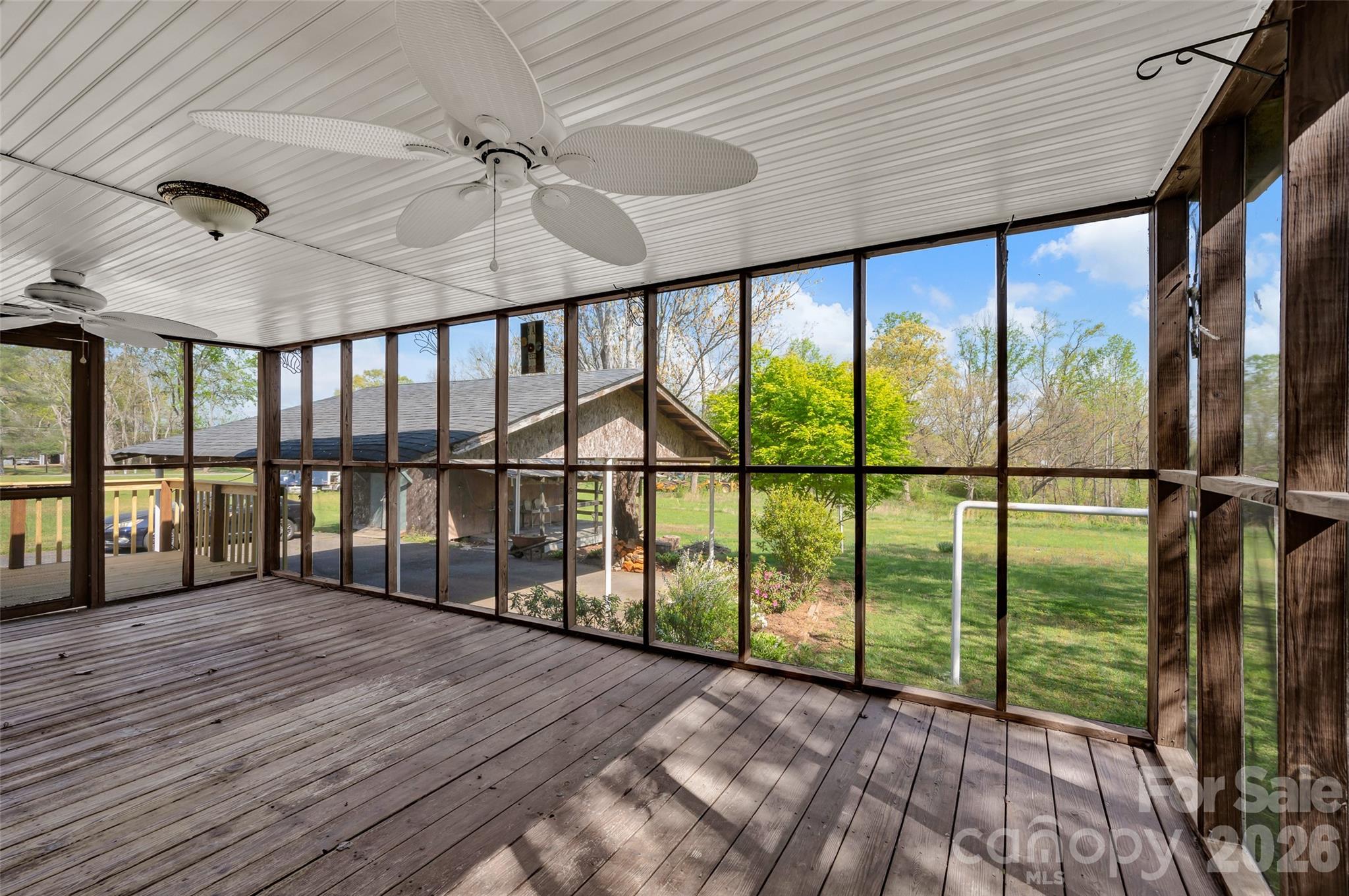 5708 Harwell Road Catawba, NC 28609 - Photo 25 of 31 a view of a balcony