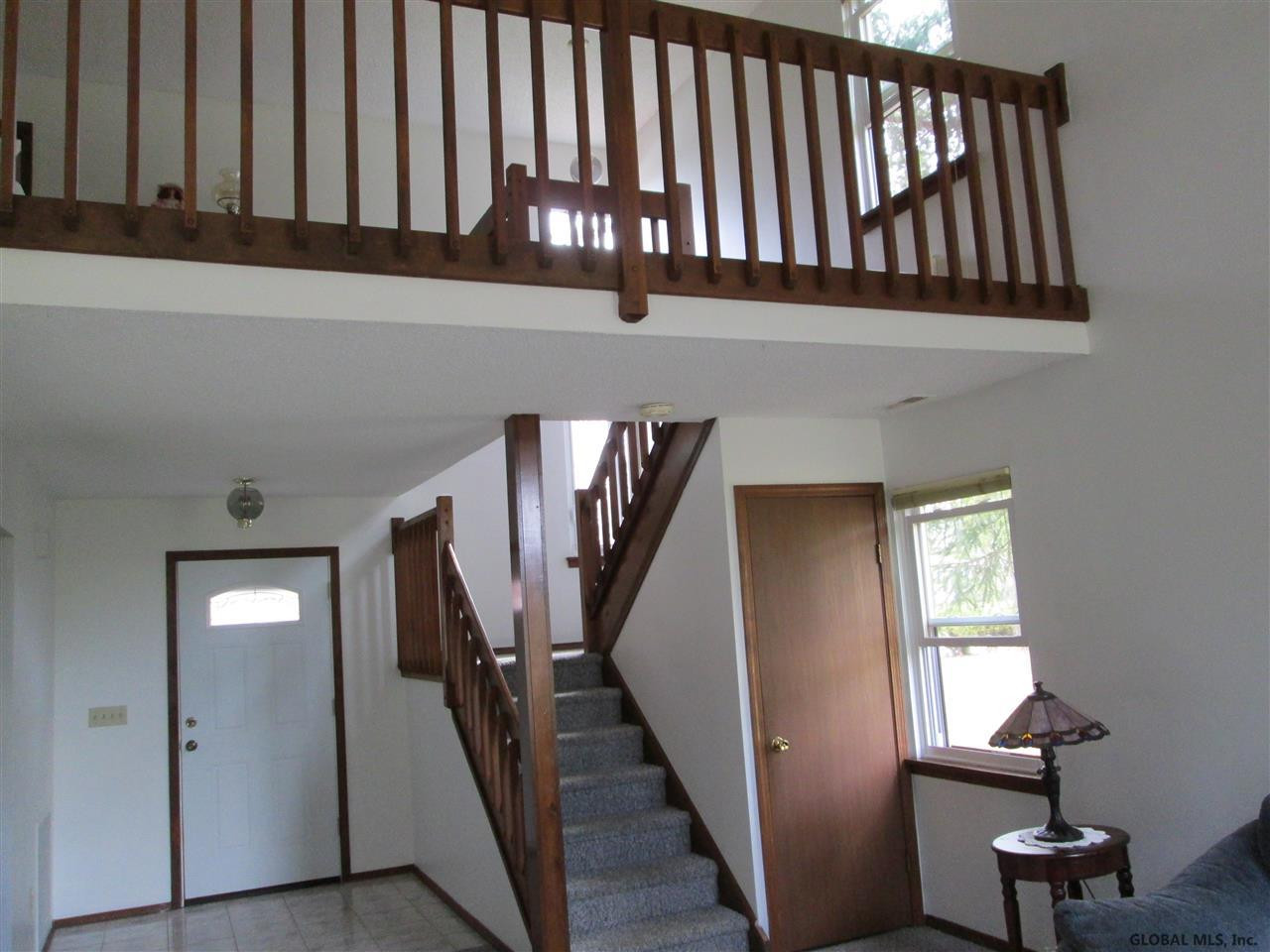 16 Oxford Road Bethlehem, NY 12159 - Photo 13 of 25 Photo 13