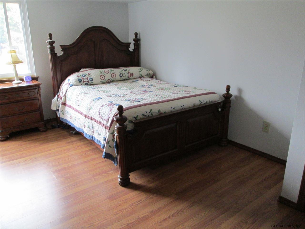 16 Oxford Road Bethlehem, NY 12159 - Photo 17 of 25 Photo 17