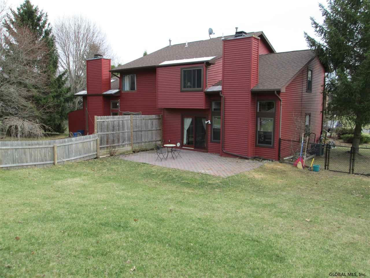 16 Oxford Road Bethlehem, NY 12159 - Photo 24 of 25 Photo 24
