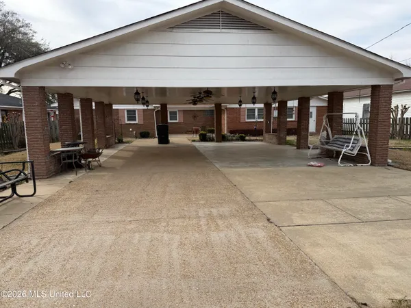 $195,000 | 720 Central Street, Belzoni, MS 39038