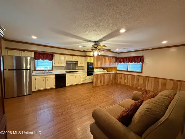 $195,000 | 720 Central Street, Belzoni, MS 39038