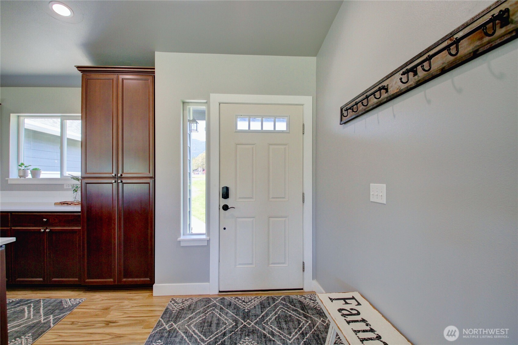 5730 Brookings Road Sedro-Woolley, WA 98284 - Photo 5 of 35 a view of bedroom with a hallway