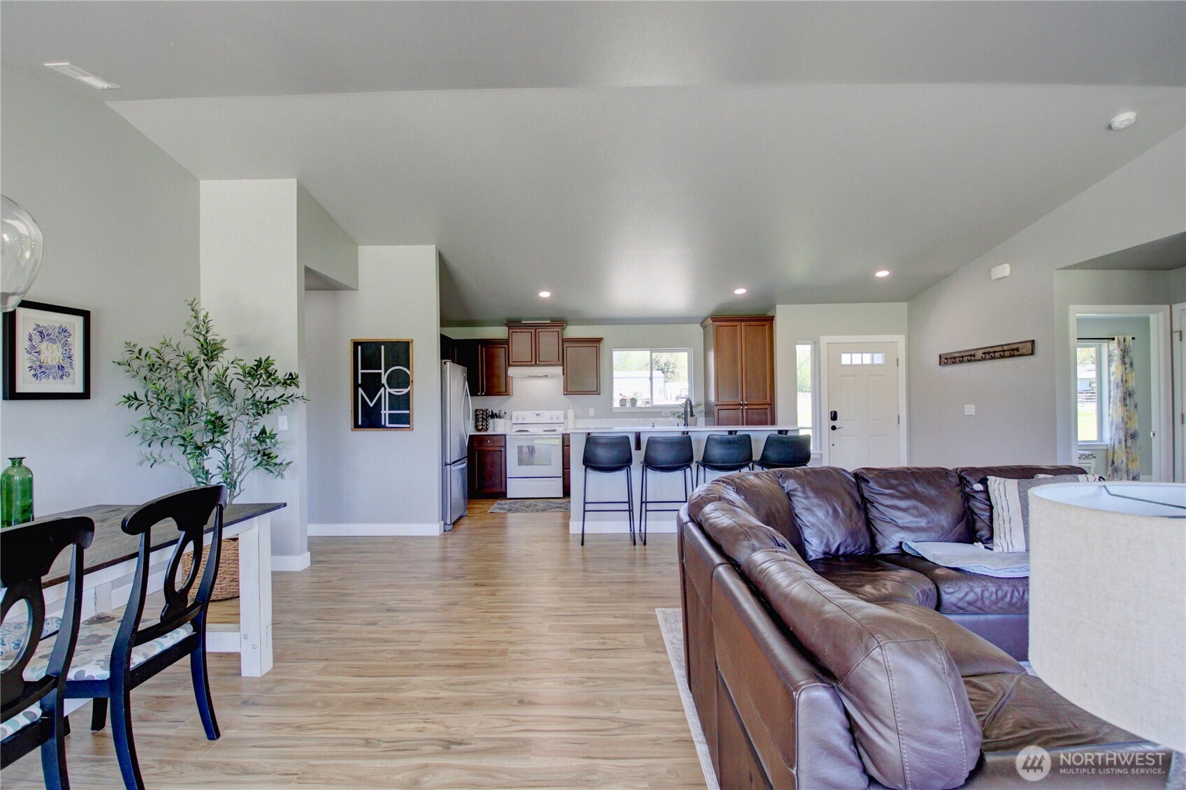 5730 Brookings Road Sedro-Woolley, WA 98284 - Photo 7 of 35 a living room with furniture and wooden floor