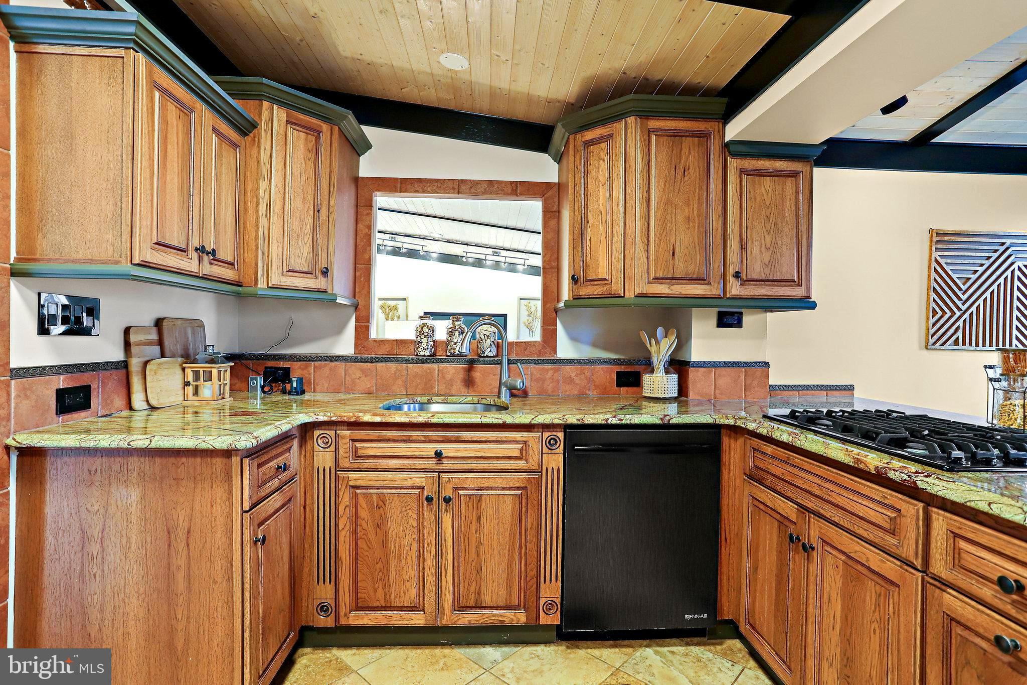 3007 Pine Spring Road Falls Church, VA 22042 - Photo 18 of 71