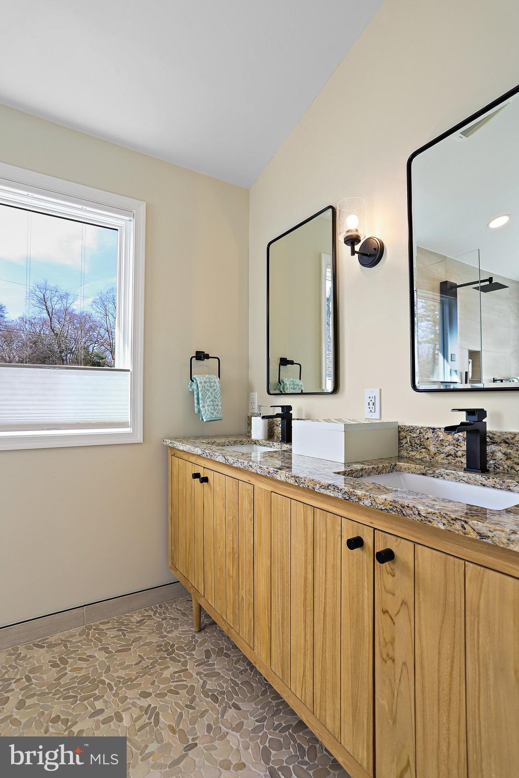 3007 Pine Spring Road Falls Church, VA 22042 - Photo 47 of 71