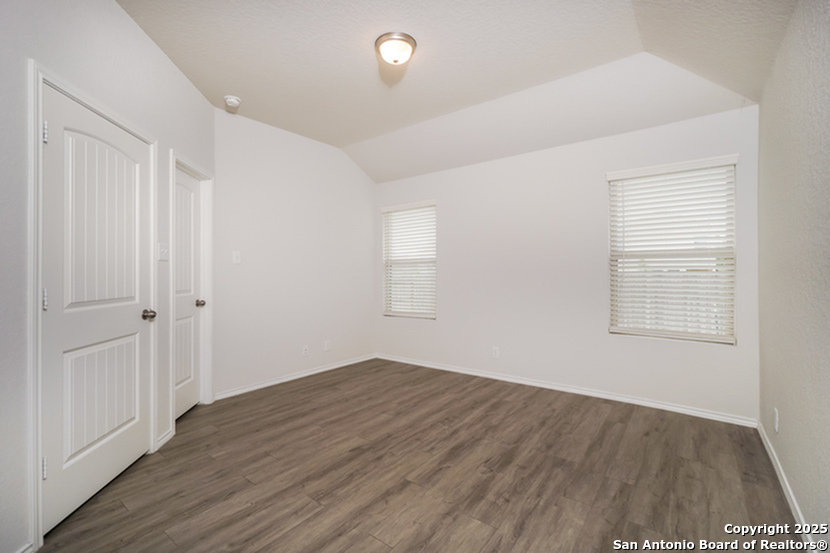 9315 Evening Shade Court San Antonio, TX 78211 - Photo 12 of 17