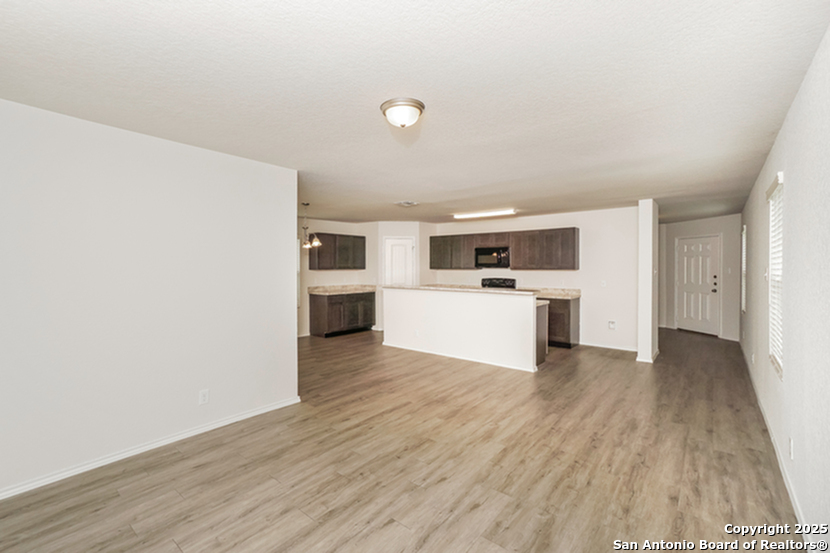 9315 Evening Shade Court San Antonio, TX 78211 - Photo 5 of 17