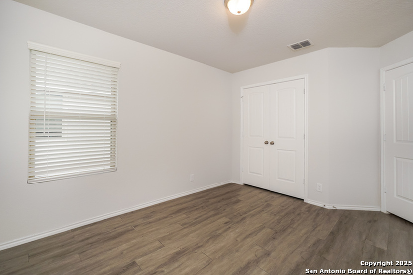 9315 Evening Shade Court San Antonio, TX 78211 - Photo 10 of 17