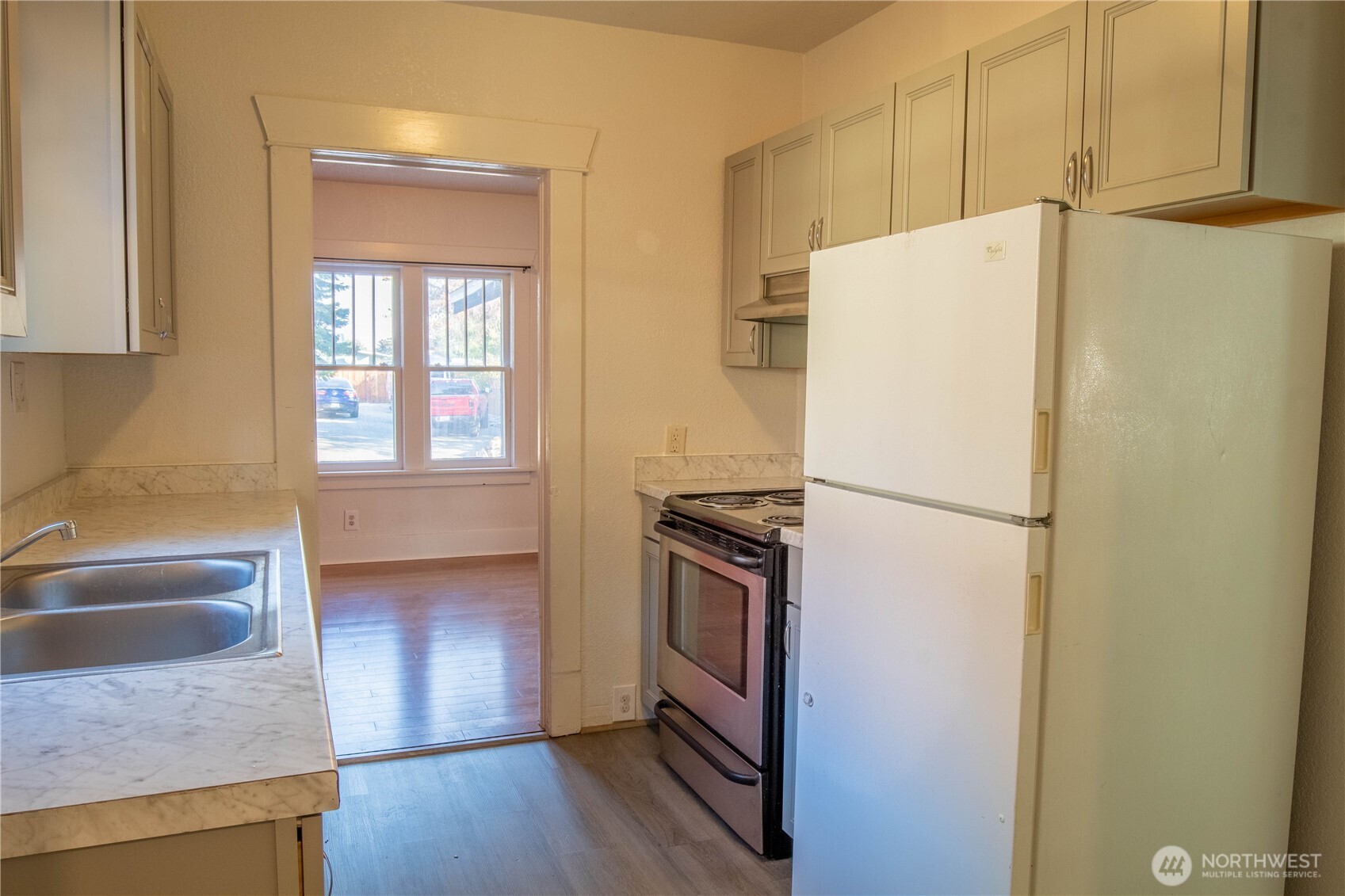 615 First Street Wenatchee, WA 98801 - Photo 11 of 19