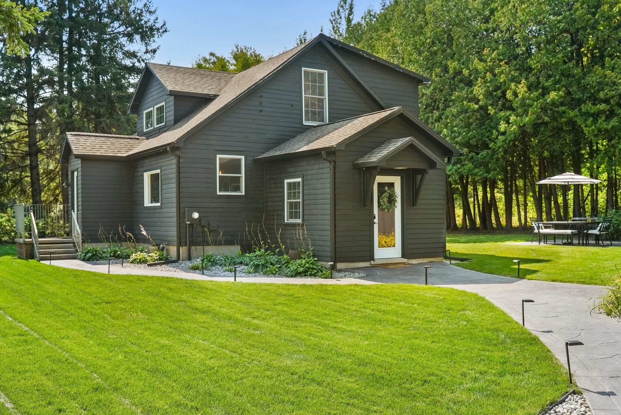 9440 East Cherry Bend Road Traverse City, MI 49684 - Photo 34 of 46 1926587-725f2b0d-acb2-4777-9321-a0411eb5845a.JPG
