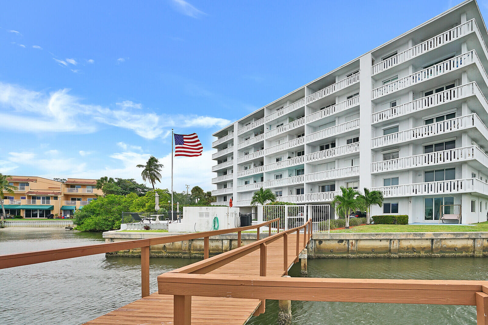 231 East Lantana Road, Unit 601 Lantana, FL 33462 - Photo 29 of 34 04_Image_4_mls