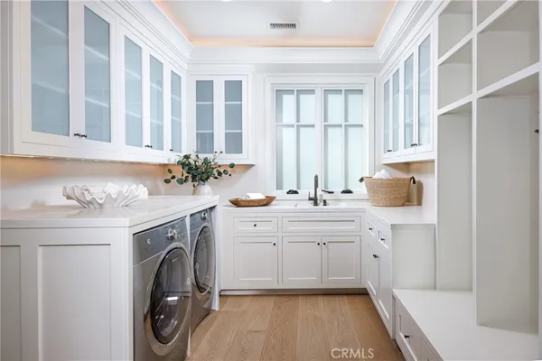 $13,500,000 | 1962 Port Cardiff Place, Newport Beach, CA 92660