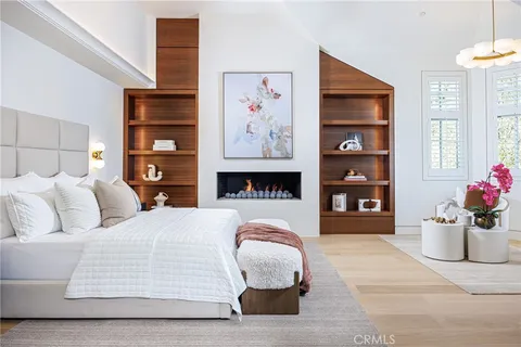 $13,500,000 | 1962 Port Cardiff Place, Newport Beach, CA 92660