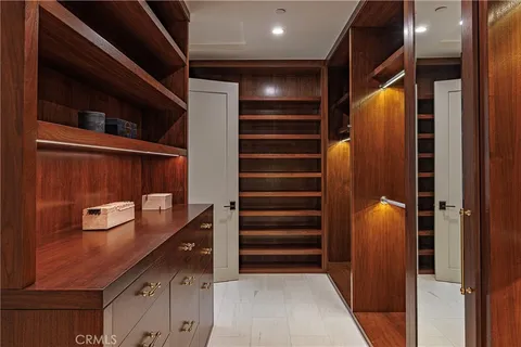 $13,500,000 | 1962 Port Cardiff Place, Newport Beach, CA 92660