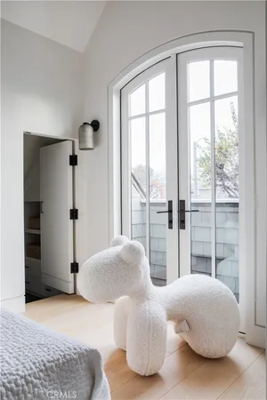 $13,500,000 | 1962 Port Cardiff Place, Newport Beach, CA 92660