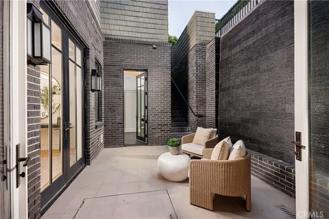 $13,500,000 | 1962 Port Cardiff Place, Newport Beach, CA 92660