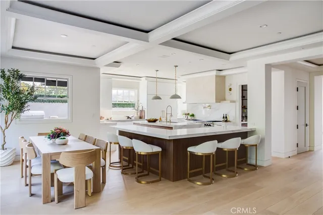 $13,500,000 | 1962 Port Cardiff Place, Newport Beach, CA 92660