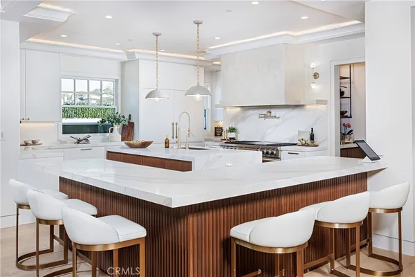 $13,500,000 | 1962 Port Cardiff Place, Newport Beach, CA 92660