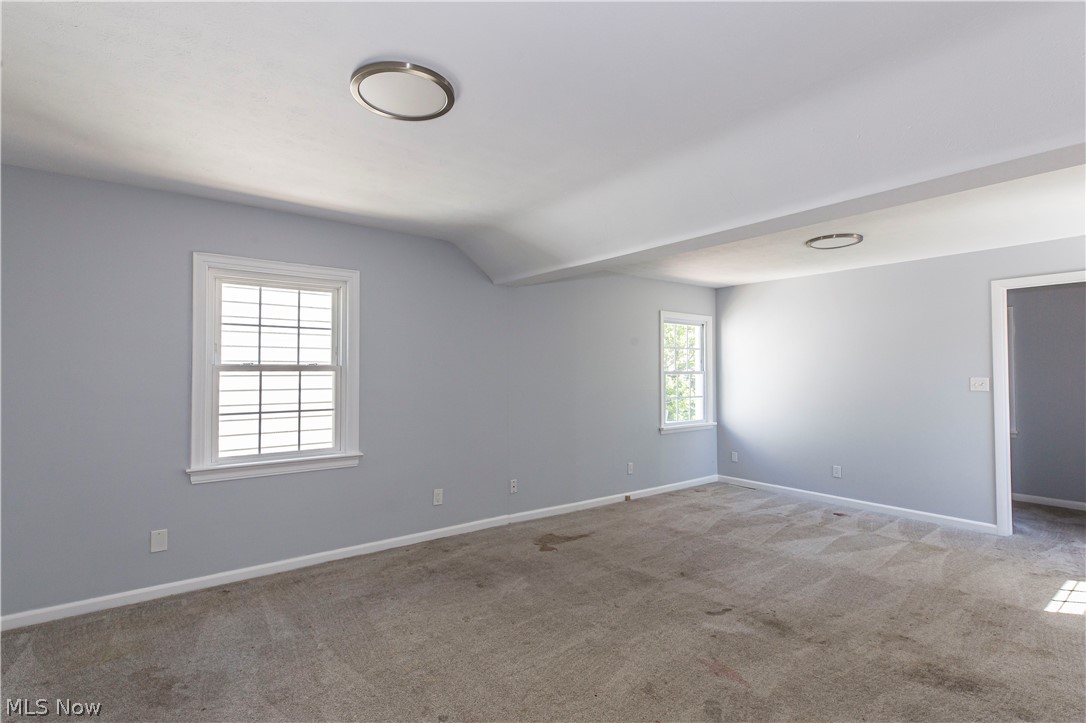 4326 Silsby Road University Heights, OH 44118 - Photo 15 of 50