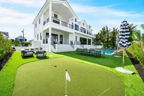 $5,595,000 | 10017 Corinthian Drive, Stone Harbor, NJ 08247