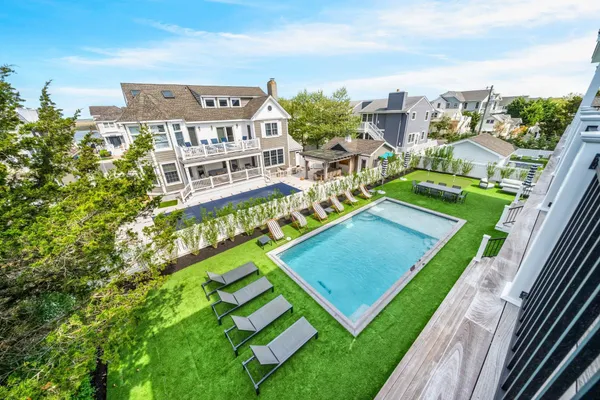 $5,595,000 | 10017 Corinthian Drive, Stone Harbor, NJ 08247