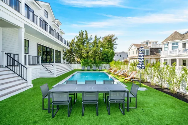 $5,595,000 | 10017 Corinthian Drive, Stone Harbor, NJ 08247