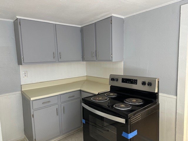 18943 Highway 7 Centerville, TX 75833 - Photo 27 of 33 a stove top oven sitting inside of a kitchen