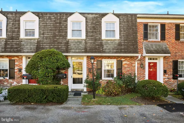 $2,500 | 25 North Buck Lane, Unit B, Haverford, PA 19041