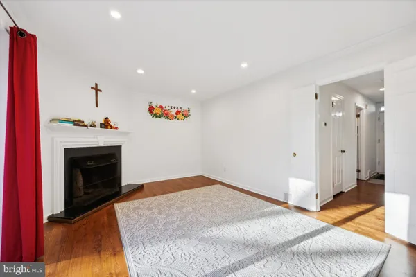 $2,500 | 25 North Buck Lane, Unit B, Haverford, PA 19041