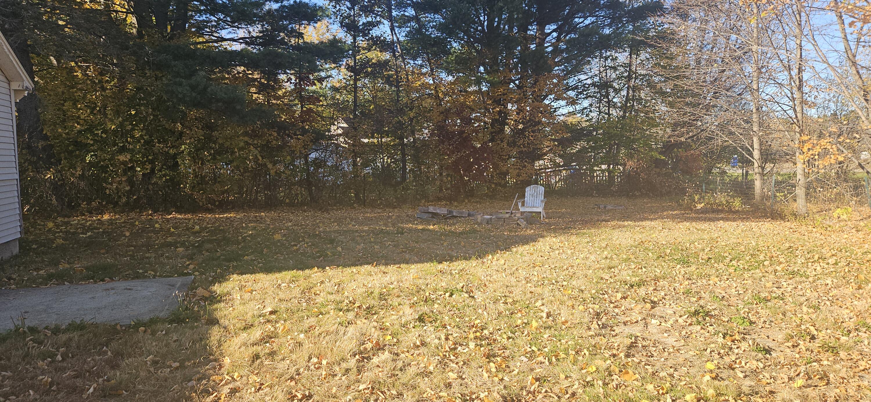 8 Crescent Street Brewer, ME 04412 - Photo 3 of 42 3