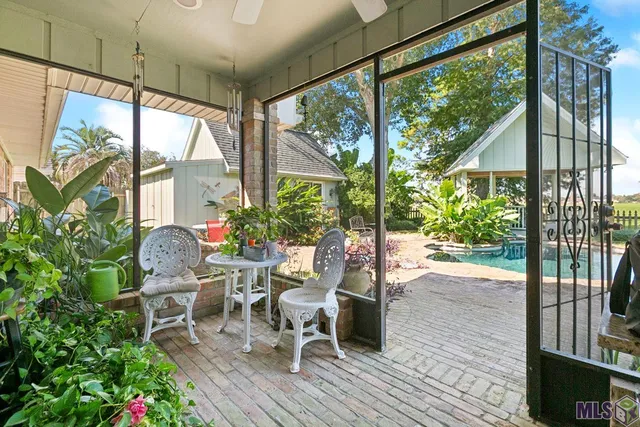 $267,000 | 2223 West Canterbury Drive, Laplace, LA 70068