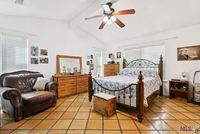 $267,000 | 2223 West Canterbury Drive, Laplace, LA 70068