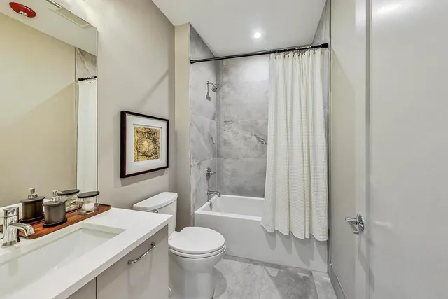 $775,000 | 1317 North Western Avenue, Unit 503, Chicago, IL 60622